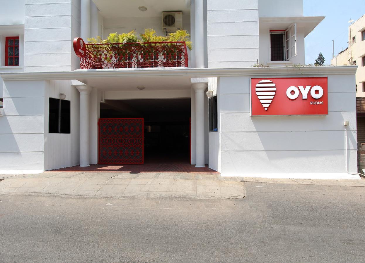 Oyo 2916 Apartment Queens Castle Bangalore Exteriör bild